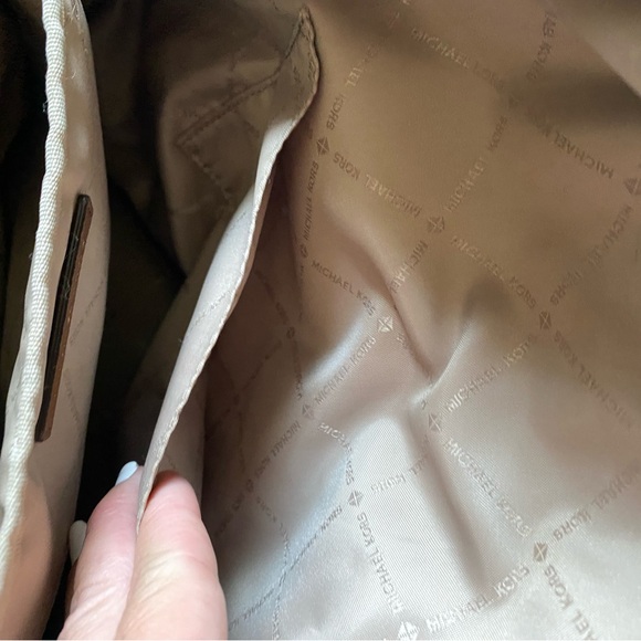 Michael Kors Set - Picture 6 of 16